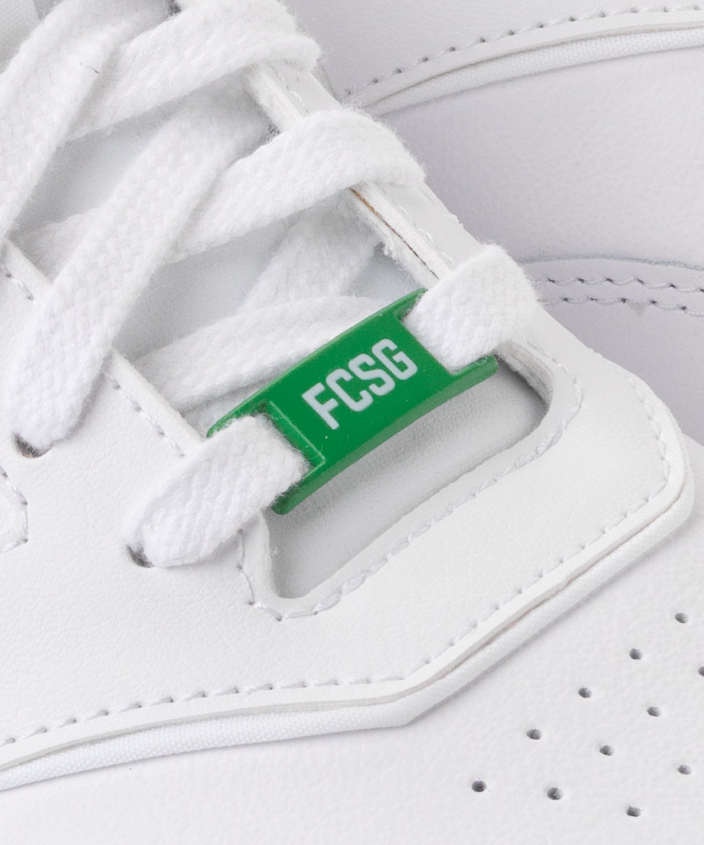 PUMA FC St. Gallen Court Ultra Freizeitschuh F02 - weiss