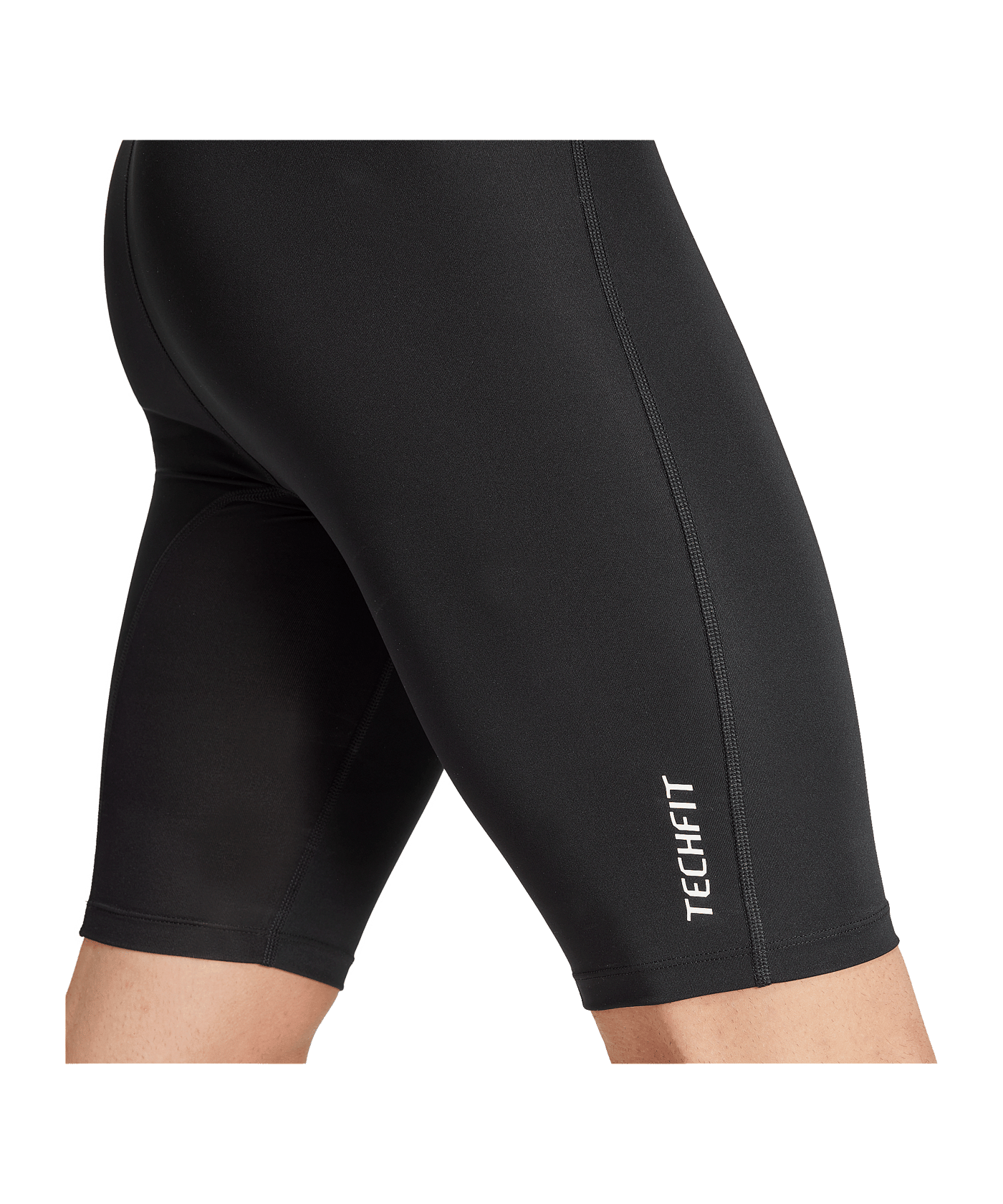 adidas Base Short Schwarz - schwarz