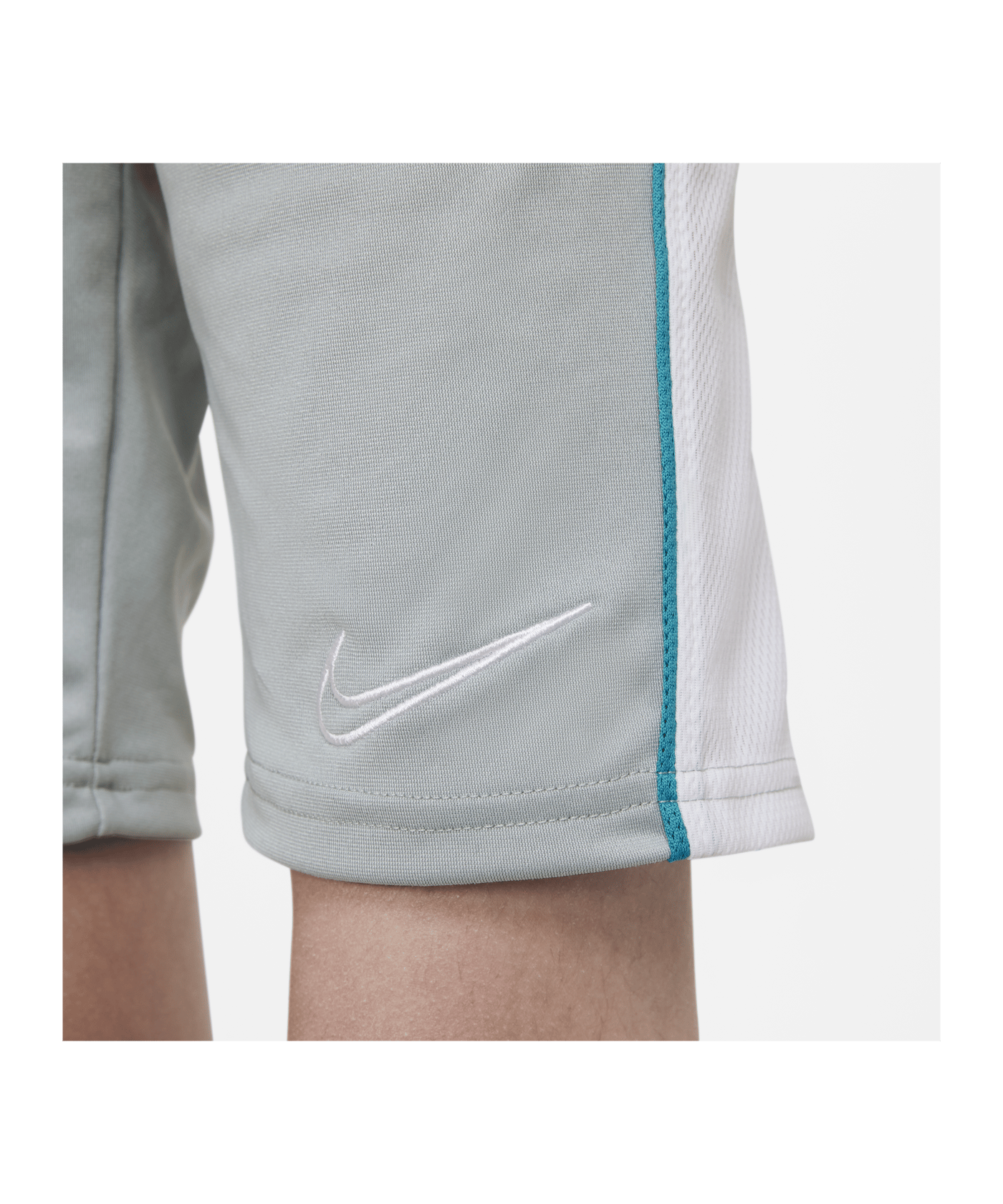 Nike Academy Dri-FIT M18 Short Kids Grau F019 - grau