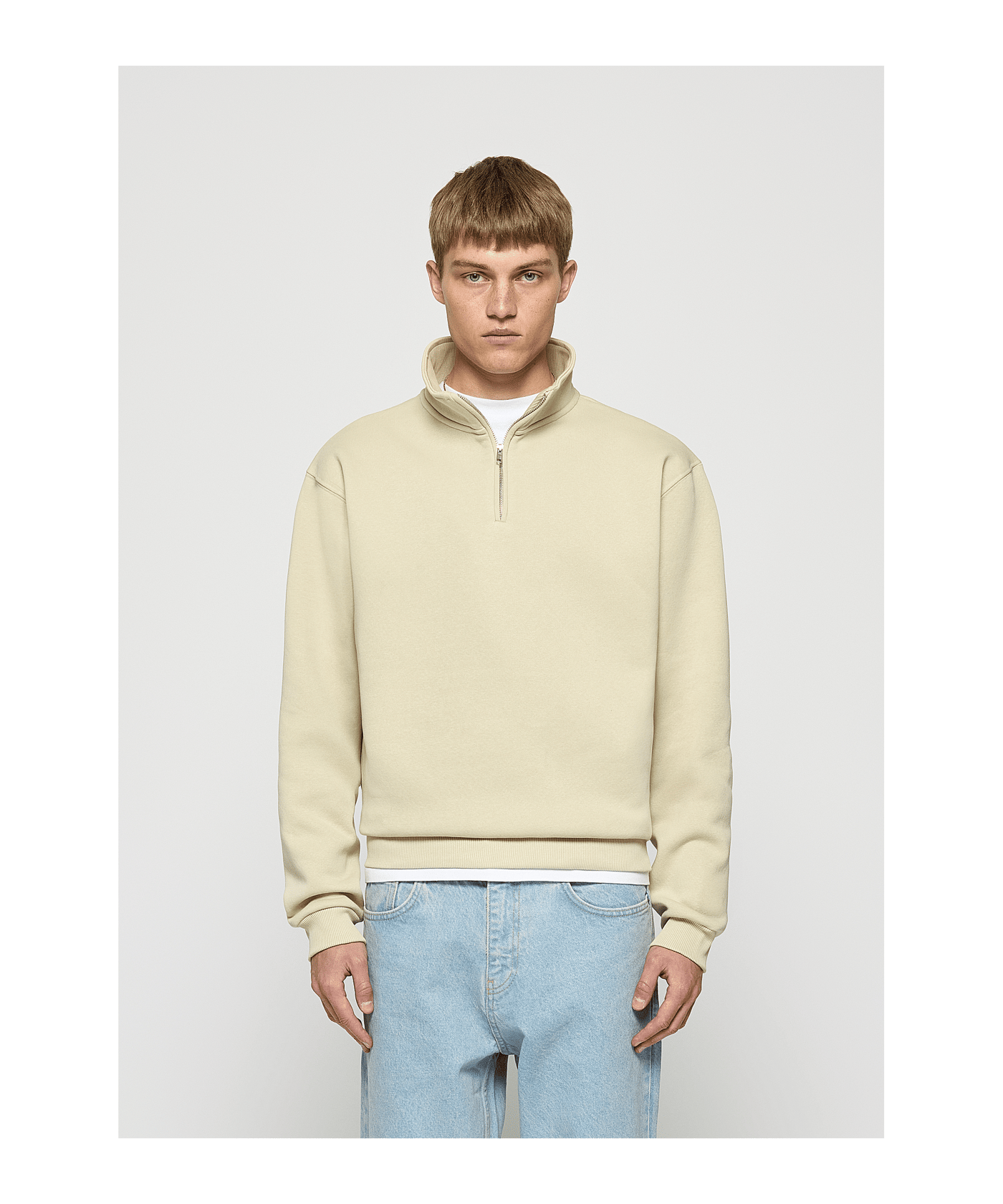 Burocs Essential Mock Neck Sweatshirt Beige - beige