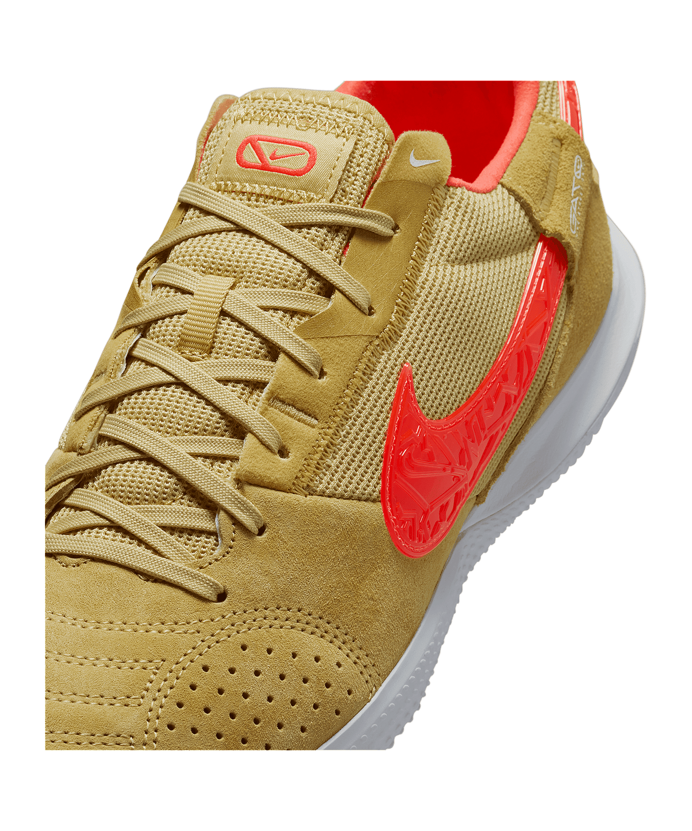 Nike Streetgato IN Gold F200 - gold