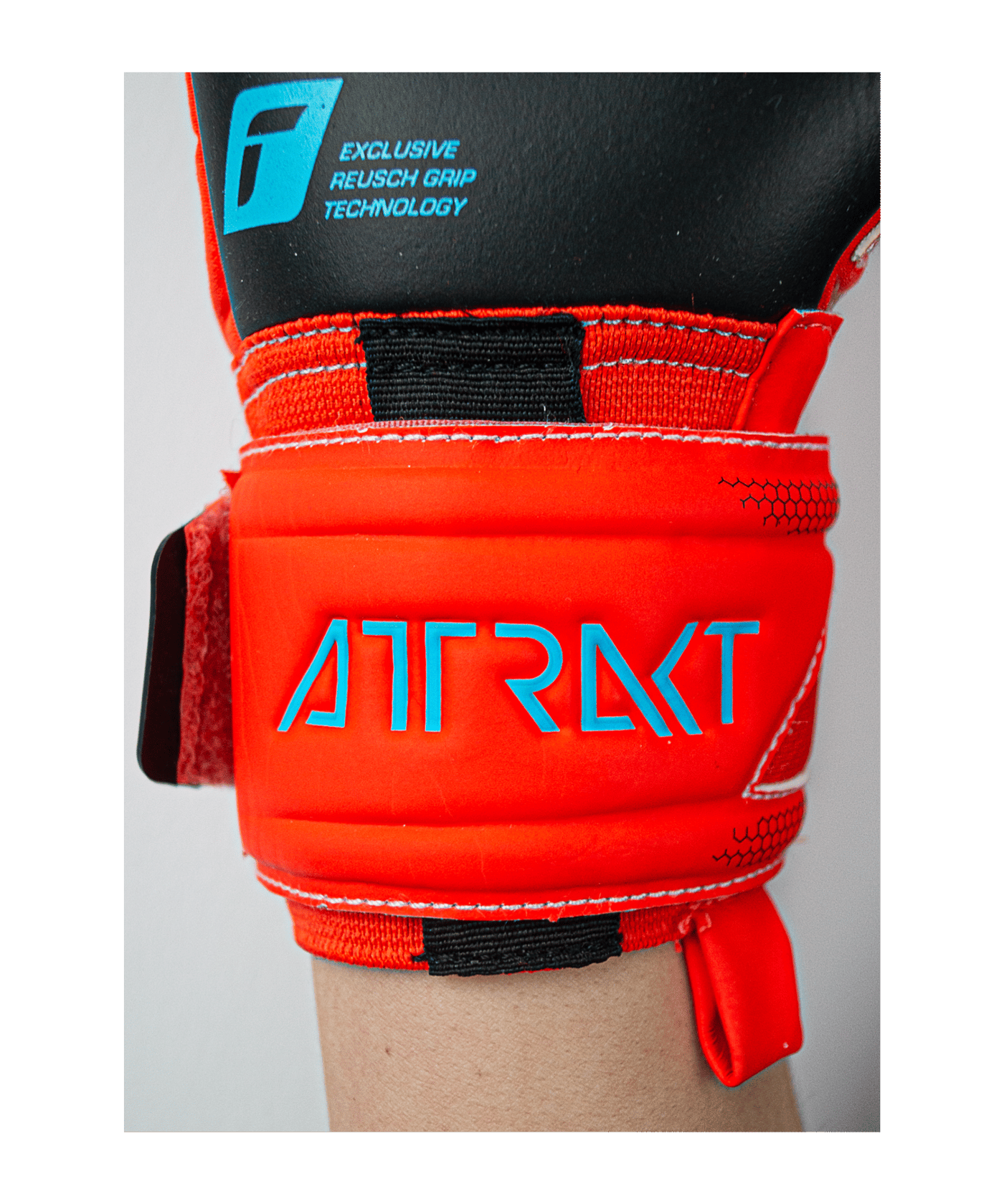 Reusch Attrakt Gold X 2023 Rot Blau Schwarz F3333 - rot