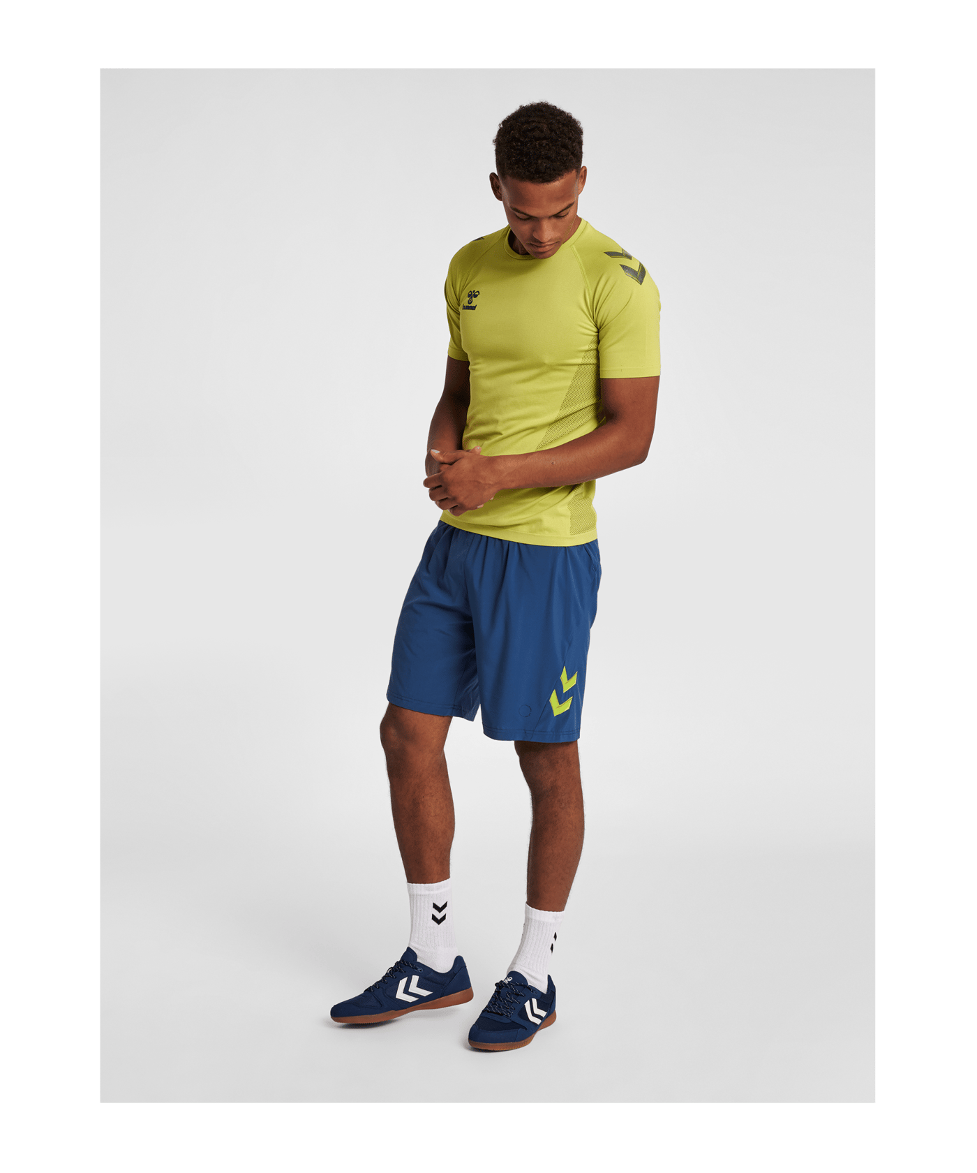Hummel hmlLEAD Pro Seamless T-Shirt Training F6242 - gruen