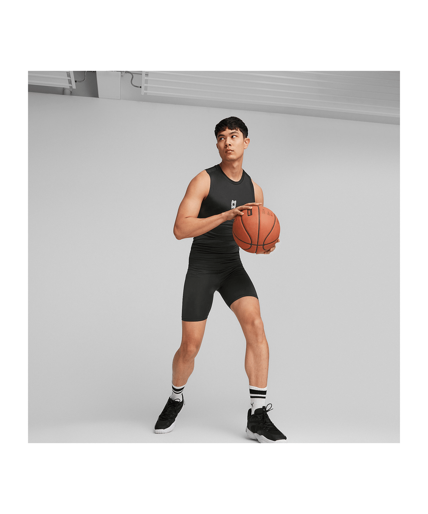 PUMA Hoops Team Baselayer Tanktop F01 - schwarz