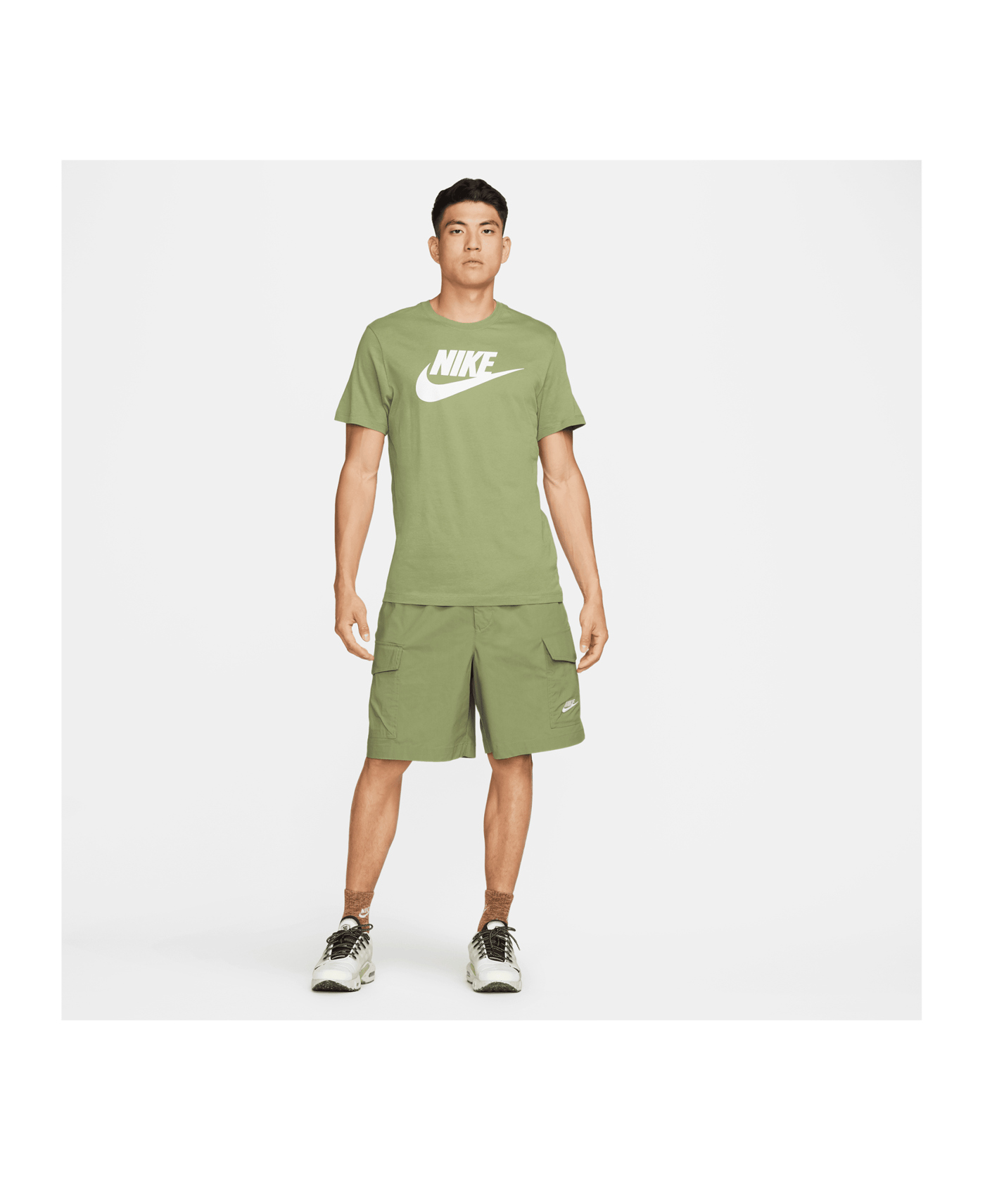 Nike Icon Futura T-Shirt Grün Weiss F334 - gruen