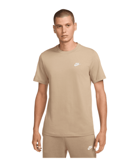 Nike Club T-Shirt Grün F248 - gruen