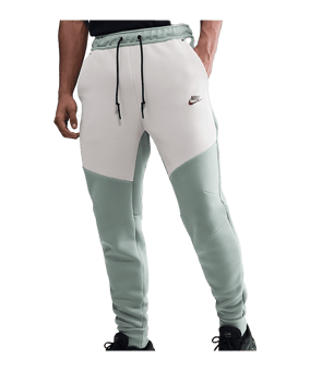 Nike Tech Fleece Jogginghose Schwarz F020 - schwarz