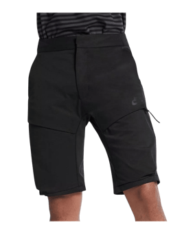 Nike Tech Pack Woven Short Schwarz F010 - schwarz