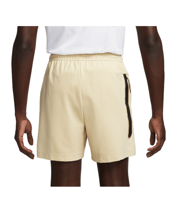 Nike Tech Essentials Short Gelb F783 - gold