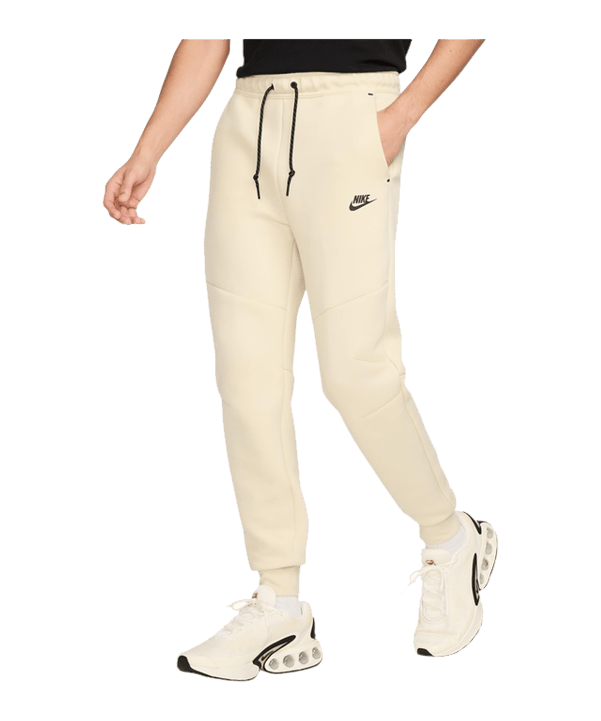 Nike Tech Fleece Jogginghose Grün F234 - gruen