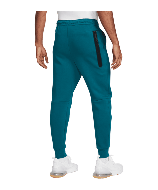 Nike Portugal Tech Fleece Jogginghose EM 2024 Grün F381 - gruen