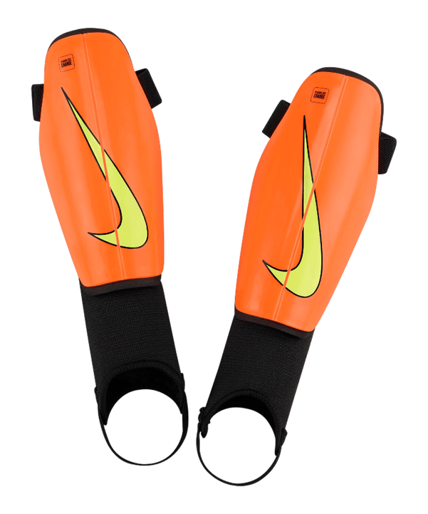 Nike Charge Schienbeinschoner Orange F830 - orange