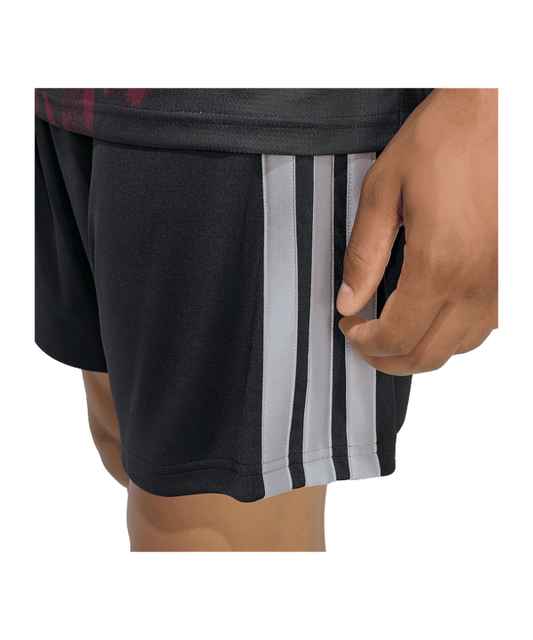 adidas FC Liverpool Short 3rd 2026/2027 Schwarz - schwarz