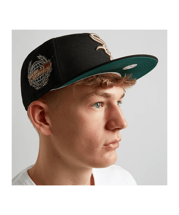 New Era Chicago White Six 59Fifty Cap Schwarz - schwarz