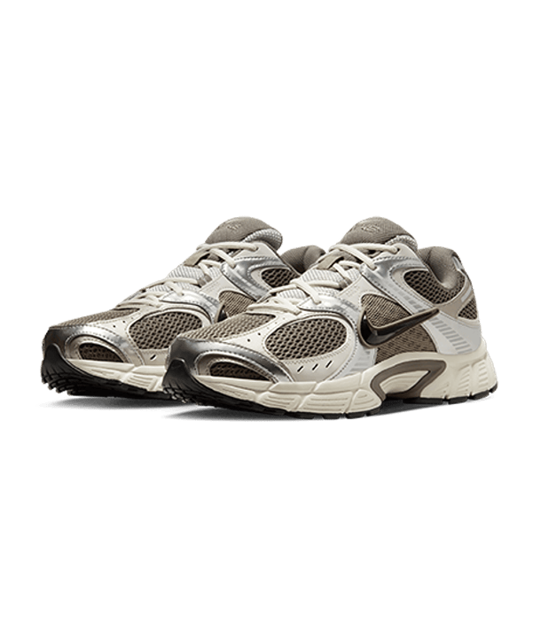 Nike V5 RNR Grau F200 - grau