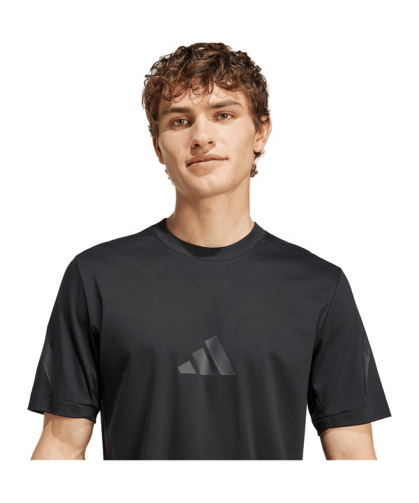 adidas T-Shirt Schwarz - schwarz