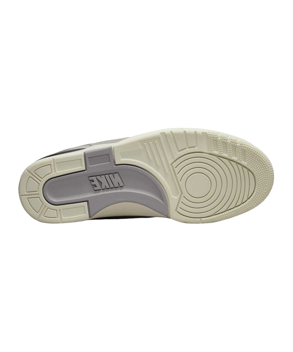 Nike AAF88 Low Grau F001 - grau