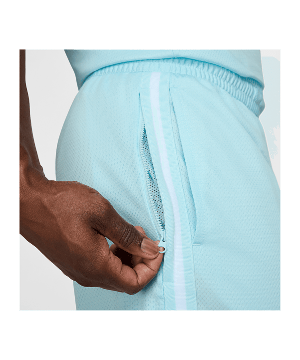 Nike Nike DNA 8in Short Blau F476