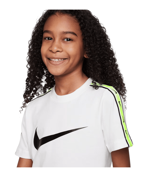 Nike Repeat T-Shirt Weiß F122 - weiss