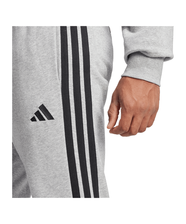 adidas Essential 3S Trainingshose Grau - grau