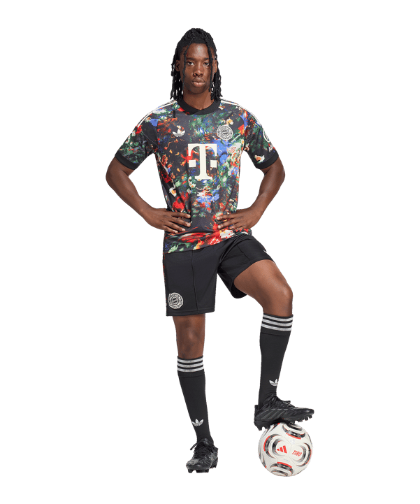 adidas FC Bayern München Wiesn Pantaloncini Nero - nero