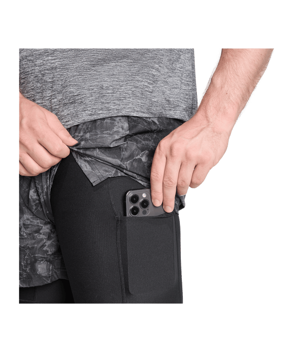 adidas Own the Run Spray 2in8 Short Grau - grau