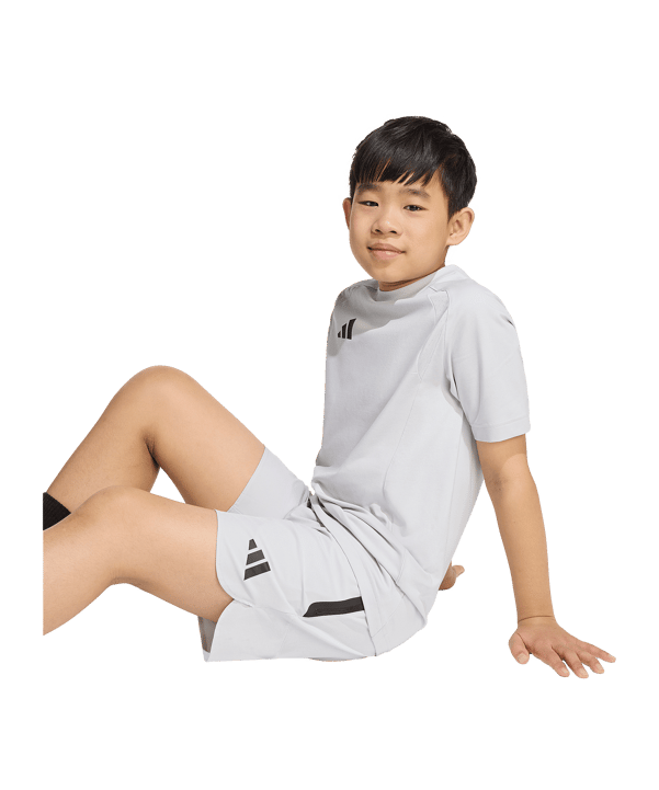 adidas Trio Travel Woven Short Kids Grau - grau