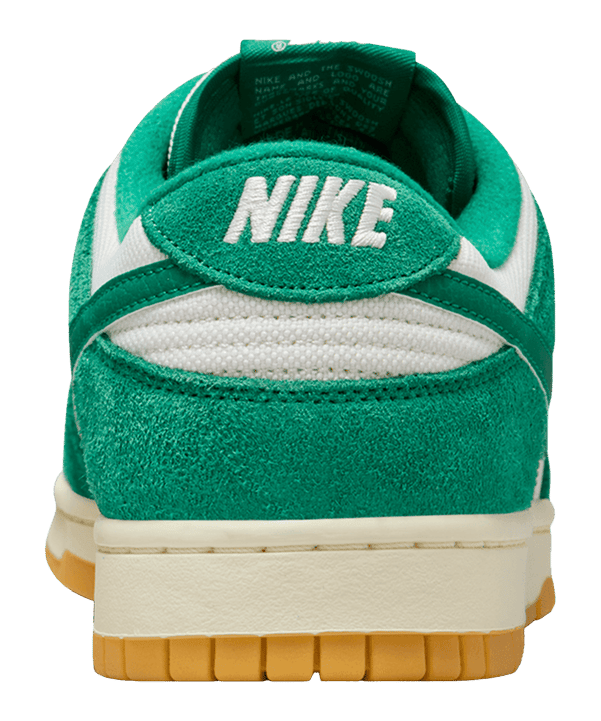 Nike Dunk SE Low F030 - gruen
