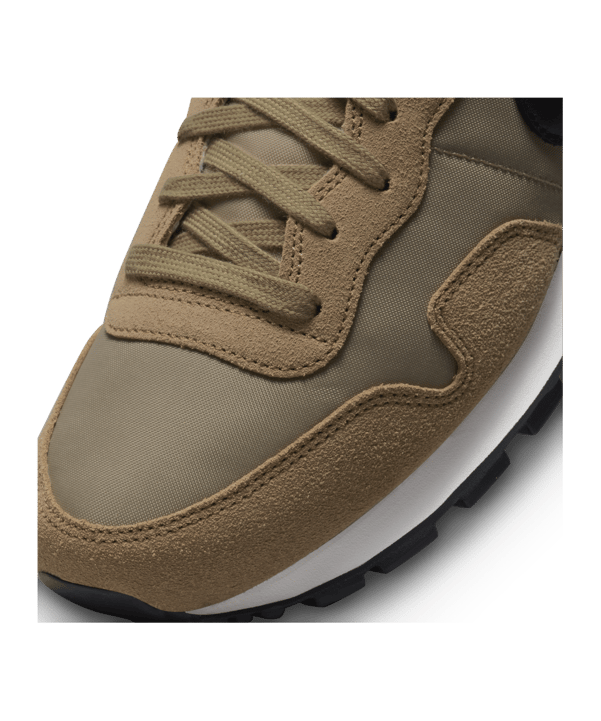 Nike Air Pegasus 83 Premium Braun Schwarz F200 - braun