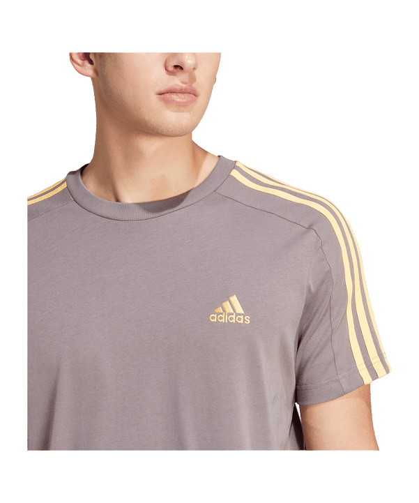 adidas Essential 3S T-Shirt Braun - braun