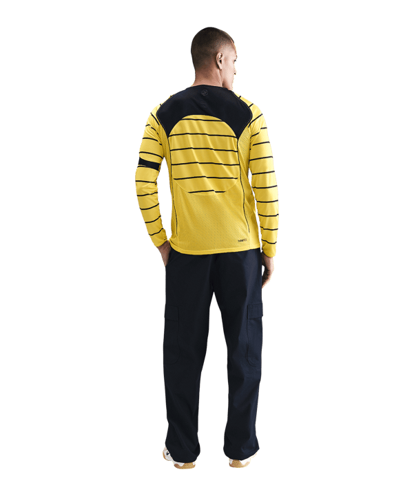 Nike T90 Energy Sweatshirt Gelb F719 - gelb