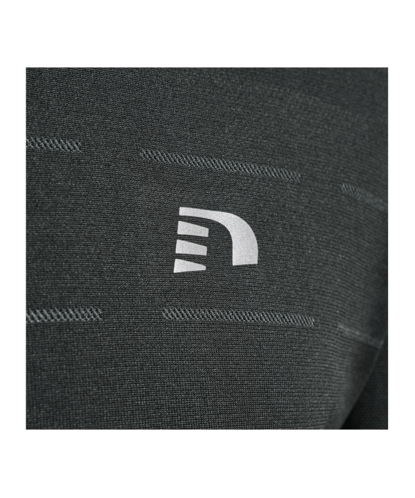 Newline Cambridge Seamless Hoody Schwarz F2001 - schwarz