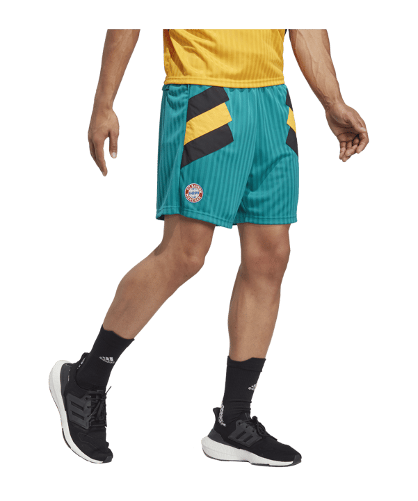 adidas FC Bayern München Icon Short Grün - gruen
