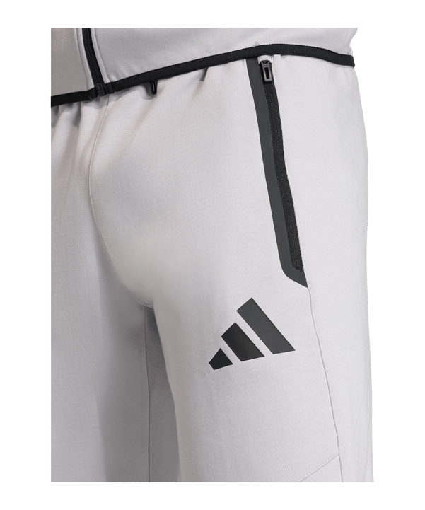 adidas Tiro Travel Jogginghose Grau - grau