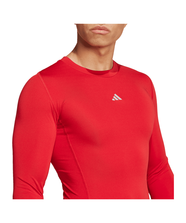 adidas Techfit Longsleeve Rot