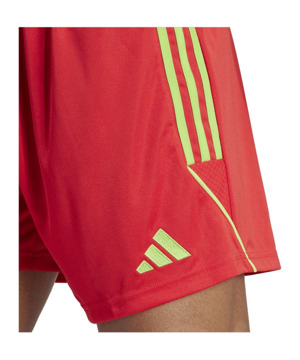 adidas Tiro 23 Short Rot Grün - rot