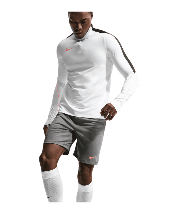 Nike Strike Short Grau F013 - grau