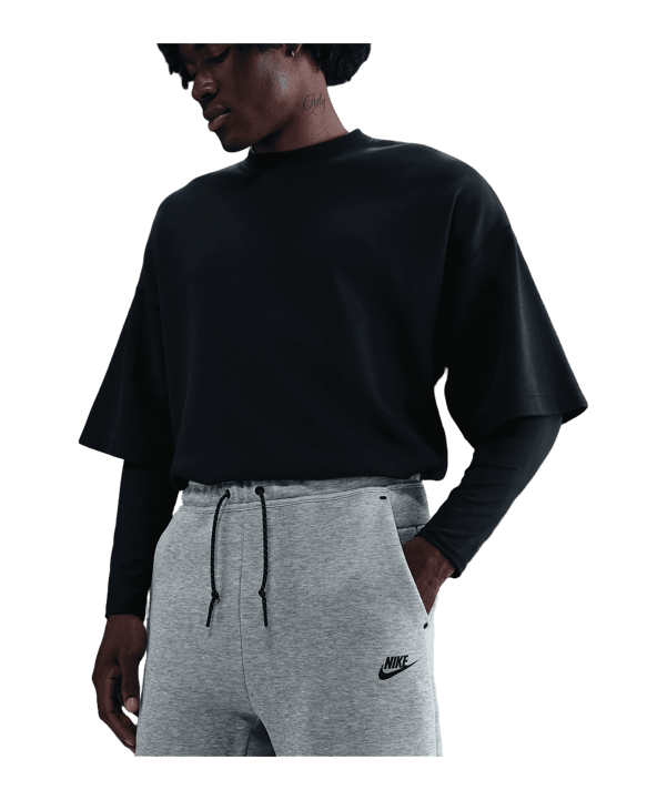 Nike Tech Fleece Sweatshort Grau F063 - grau