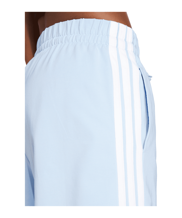 adidas Sportswear Short Damen Blau - blau