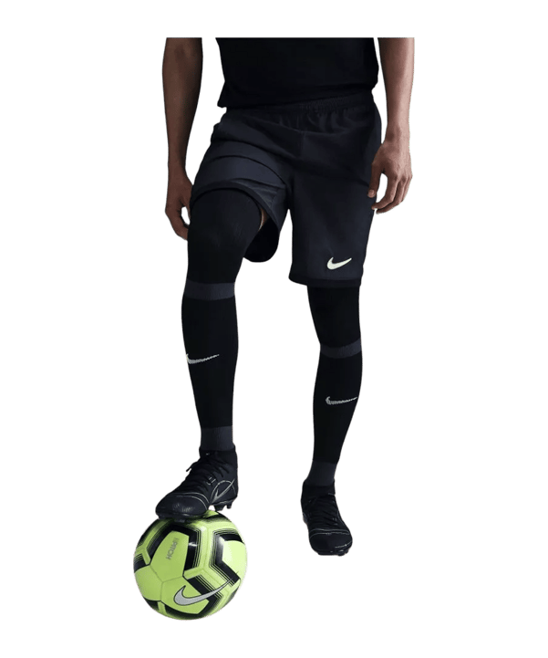 Nike Academy Short Schwarz F010 - schwarz