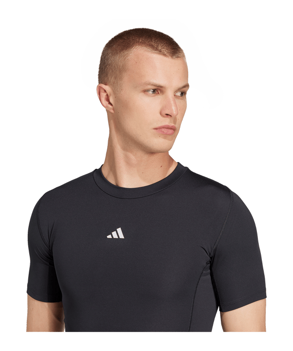 adidas Techfit Longsleeve Schwarz - schwarz