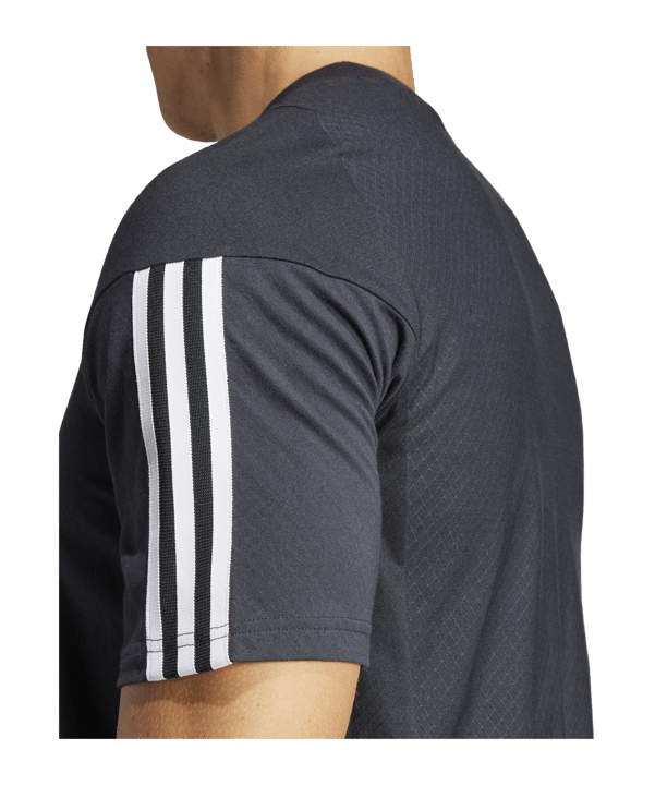 adidas Juventus Turin T-Shirt Schwarz - schwarz