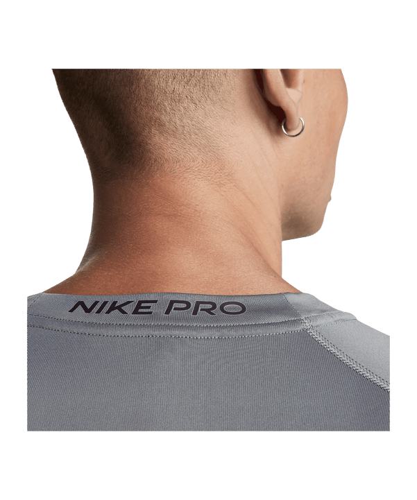 Nike Pro Dri-Fit Training T-Shirt Grau F084 - grau