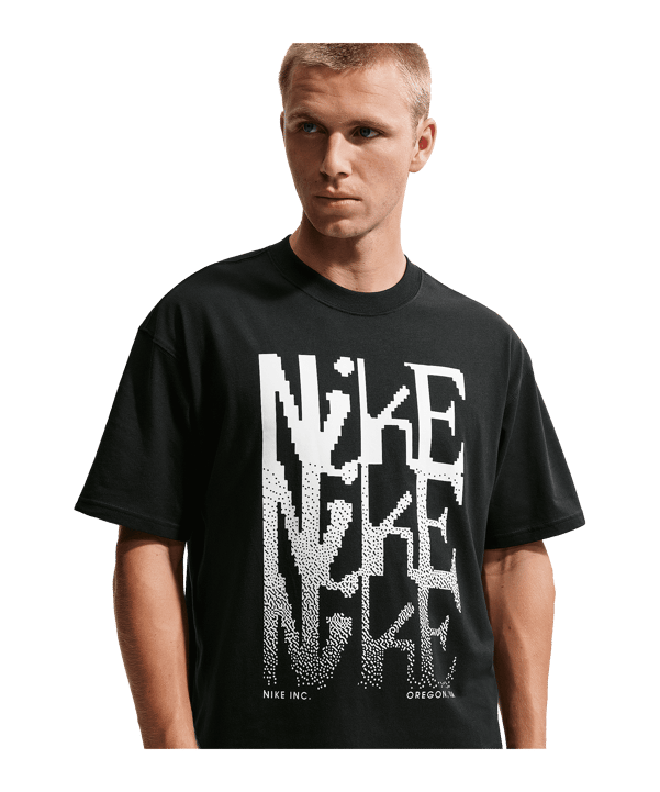 Nike Sportwear T-Shirt Schwarz F010