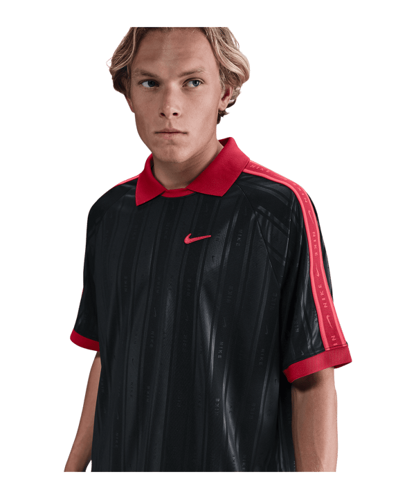 Nike Sportwear T-Shirt Schwarz F010 - schwarz