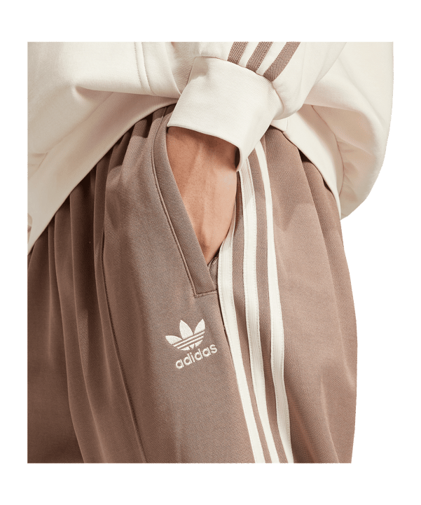adidas Originals Baggy Trainingshose Braun - braun