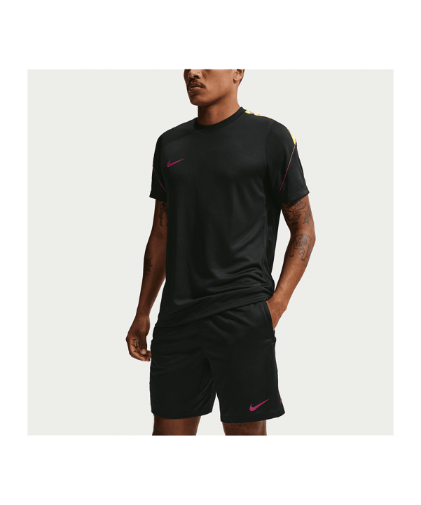 Nike Strike Short Schwarz F015 - schwarz