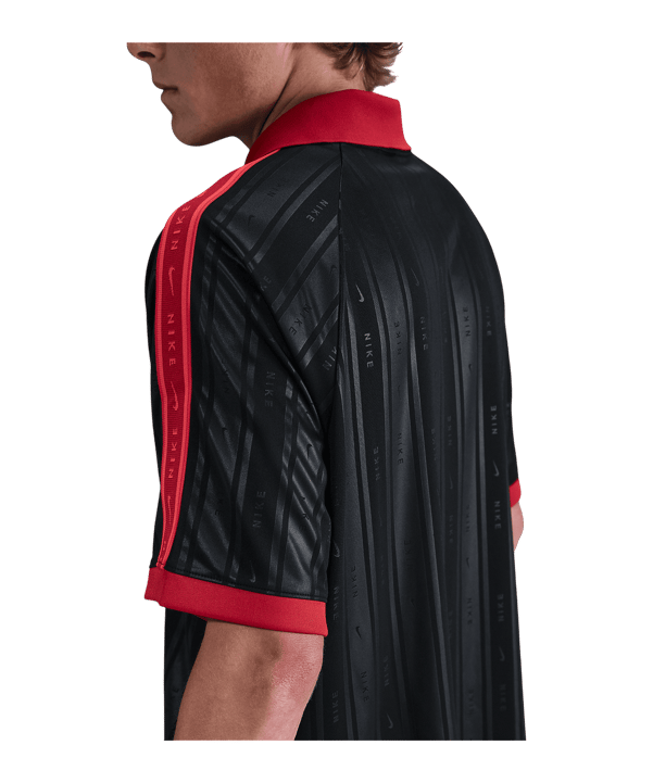 Nike Sportwear T-Shirt Schwarz F010 - schwarz