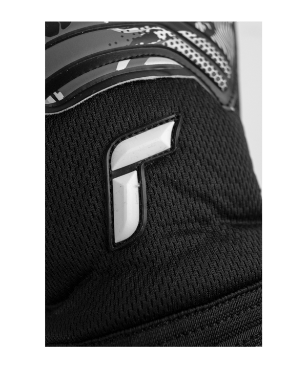 Reusch Attrakt Infinity Torwarthandschuhe Schwarz F7700 - schwarz