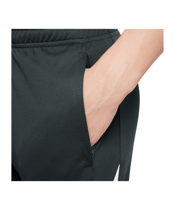 Nike FC Chelsea London Strike Short Kids Grün F347 - gruen